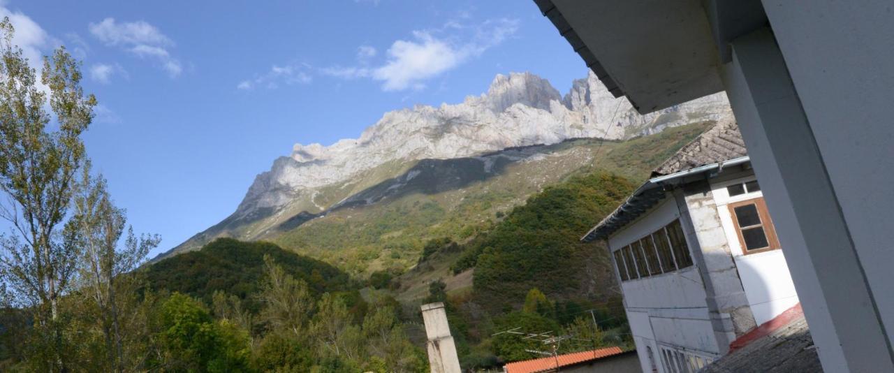 Hostal Casa Abascal Posada De Valdeon Zewnętrze zdjęcie