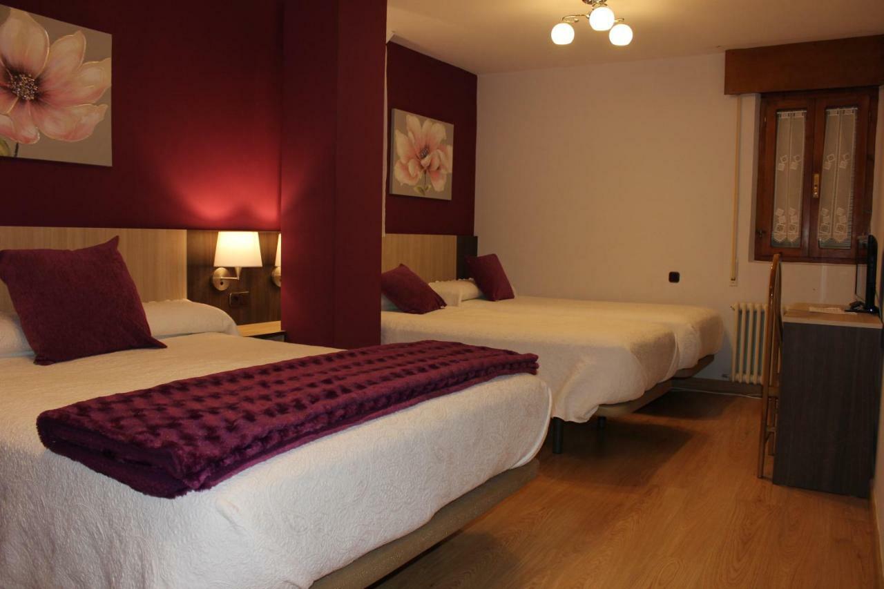 Hostal Casa Abascal Posada De Valdeon Zewnętrze zdjęcie